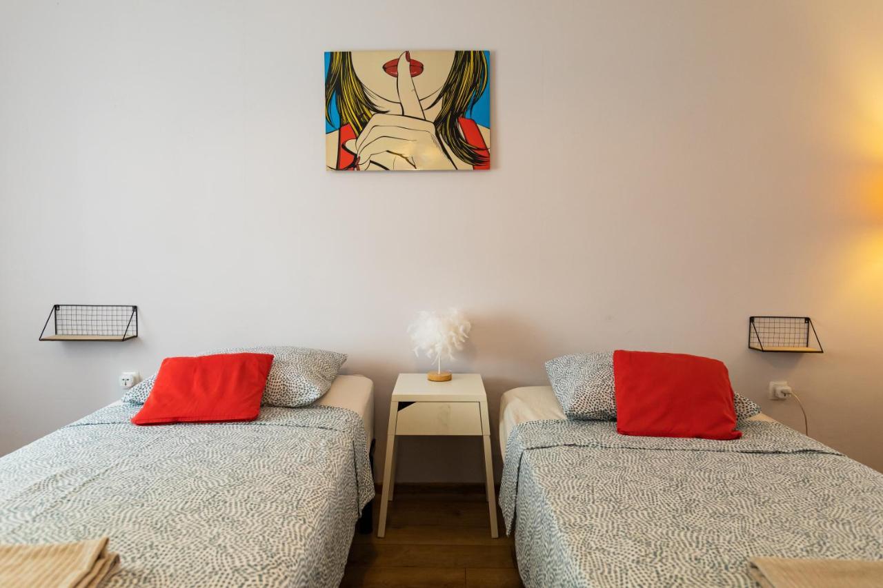 Nomad Sud Studios In Town Center Кахул Екстериор снимка