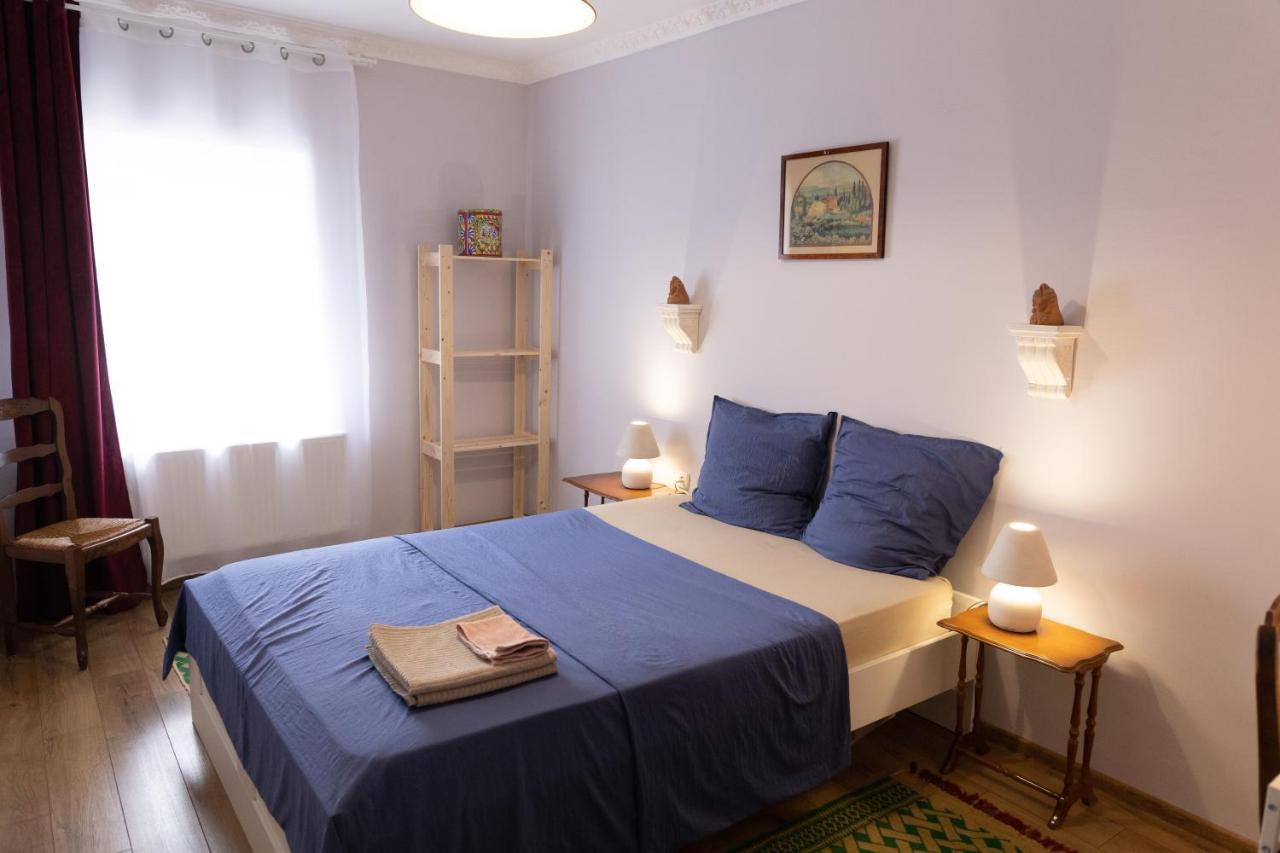 Nomad Sud Studios In Town Center Кахул Екстериор снимка