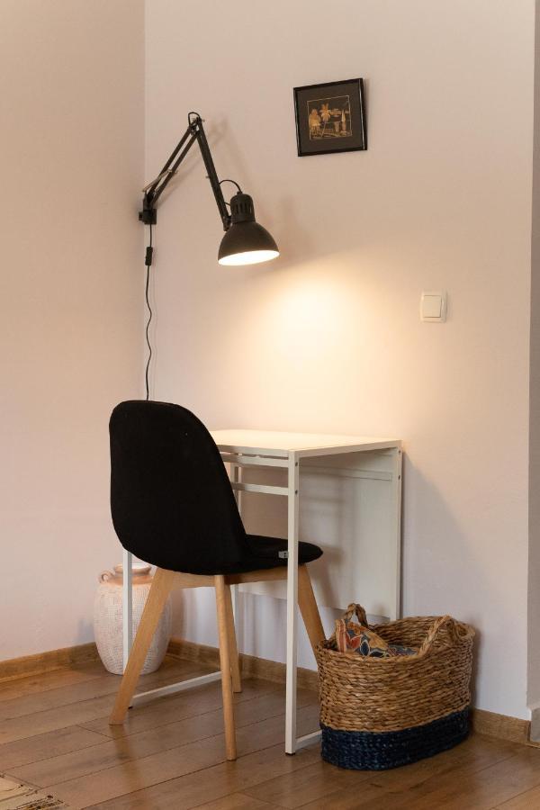 Nomad Sud Studios In Town Center Кахул Екстериор снимка