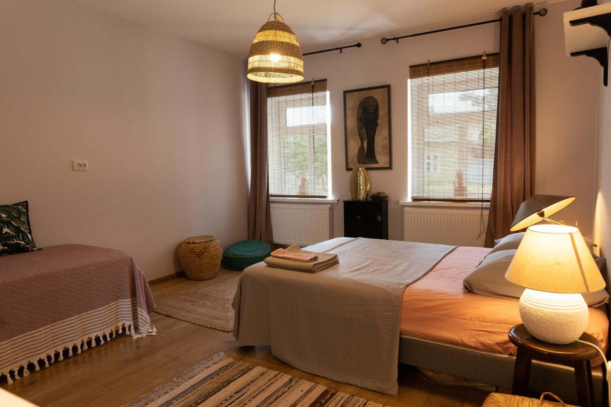 Nomad Sud Studios In Town Center Кахул Екстериор снимка